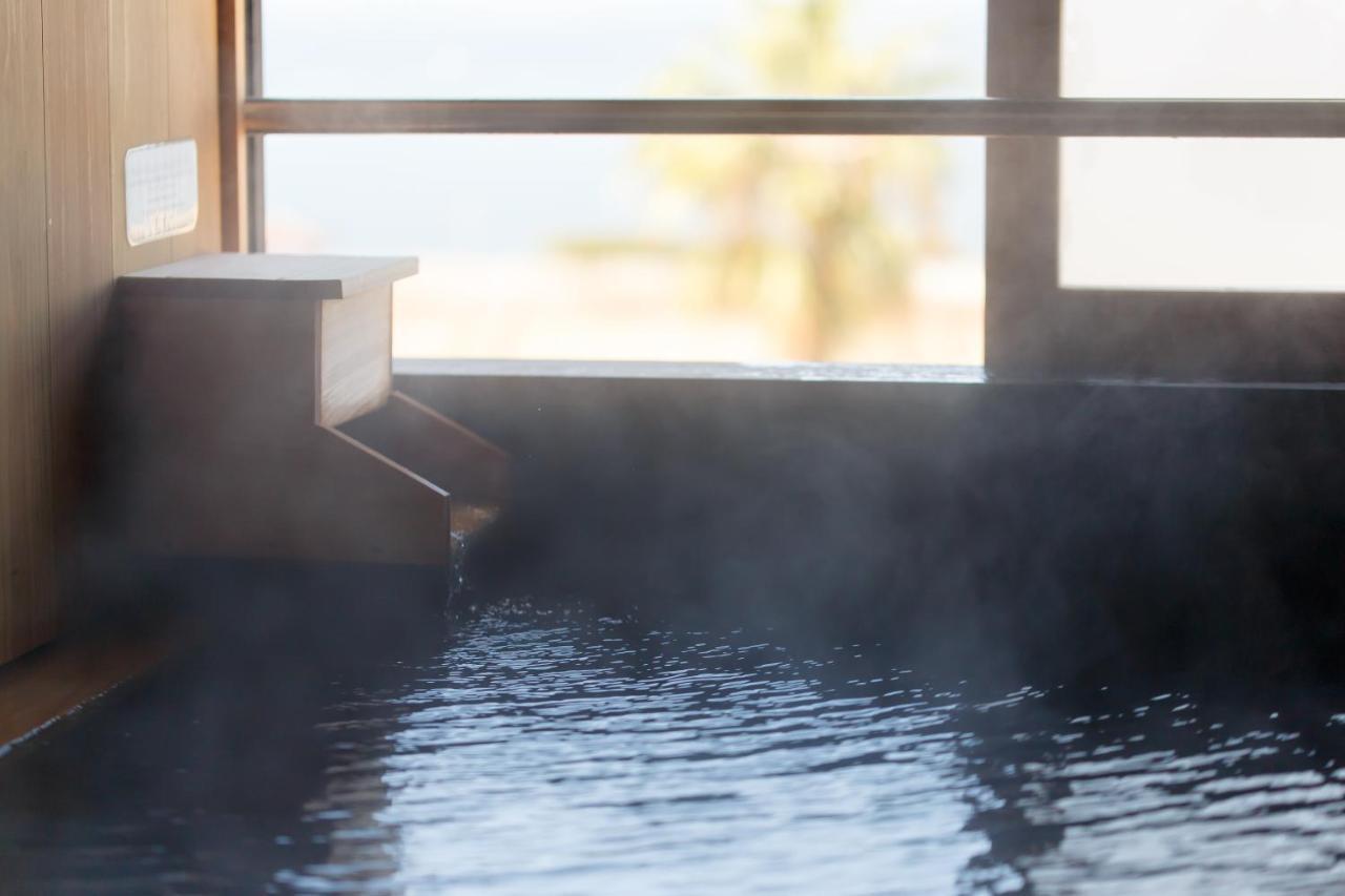 Iseya, Seaview Private Oceanside Bath Hotel Unzen Exterior photo